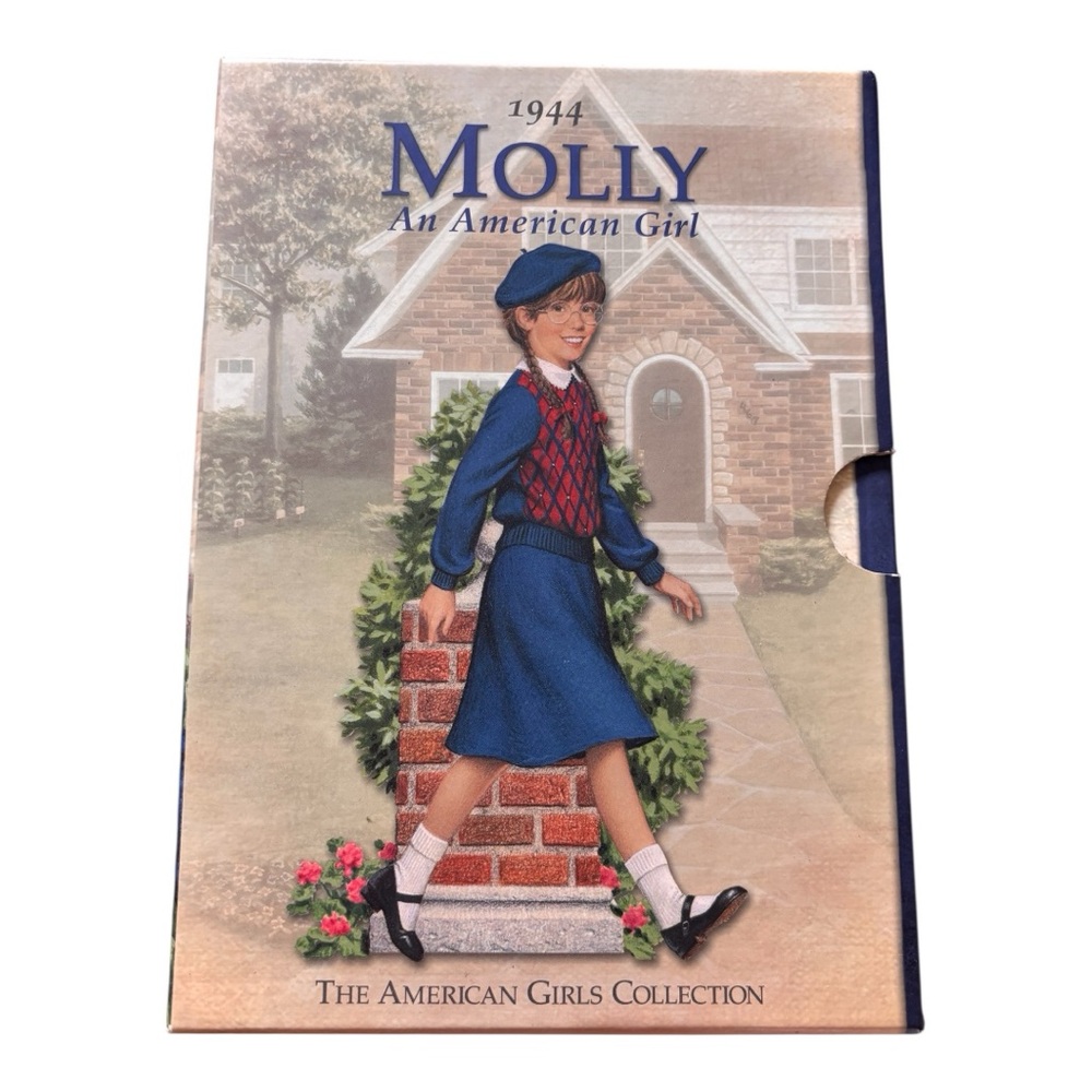Vintage Molly 1944 American Girl Collection Box